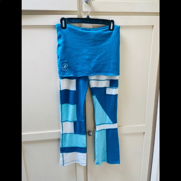 SOLD!!! Wear Moi Syrma Warm-up Knit Pants- Women’s S - Picture 1 of 3